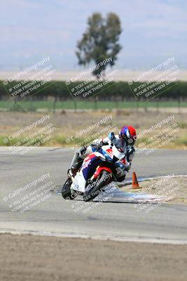 media/May-25-2025-Lets Ride (Sun) [[0ff033e448]]/B Group/1120am (Grapevine)/